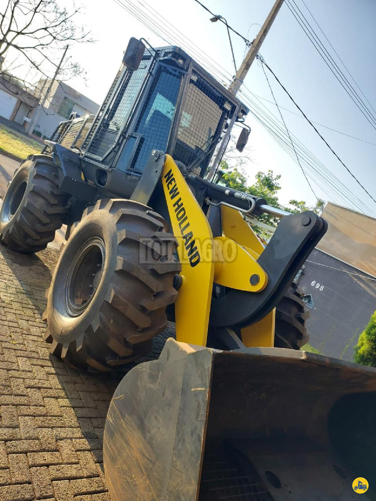 PA CARREGADEIRA NEW HOLLAND W170B Total Agro UBERLANDIA MINAS GERAIS MG
